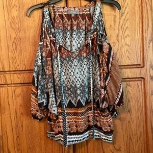 Umgee top size Medium